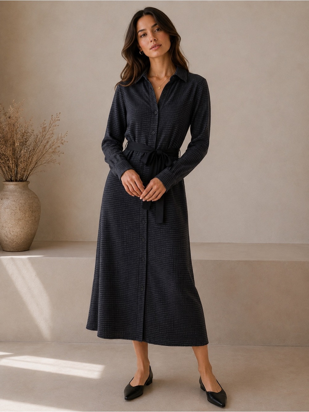 Max Mara Plaid Long Sleeve Button-Front Shirt Dress in Charcoal Black